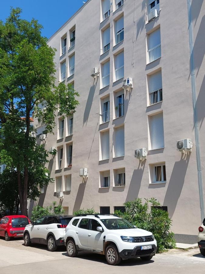 Marinero Apartment Zadar Bagian luar foto